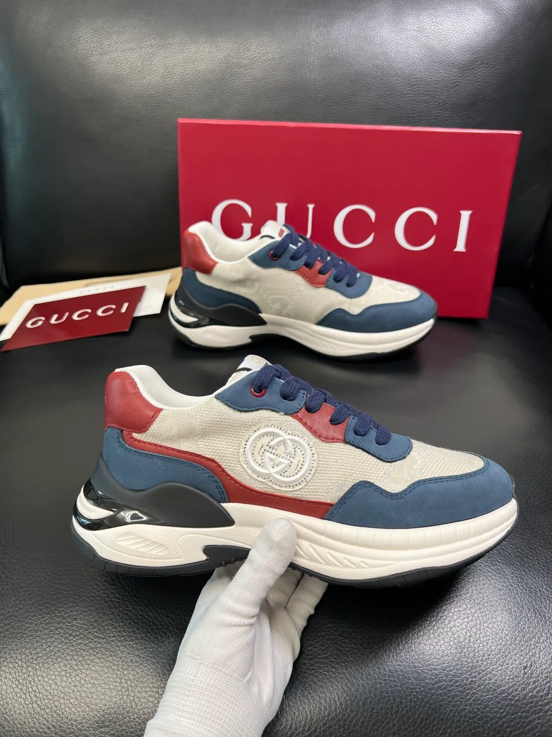 Men's shoes 💰800 Gucci top purchasing Gucci counter new model, original factory configuration imported cowhide from Italy with printed fabric, imported cowhide lining, breathable and comfortable, sole: original factory special sole is super comfortable, original factory and single goods are high quality, welcome to compare, code number 38-44 (customized 45)